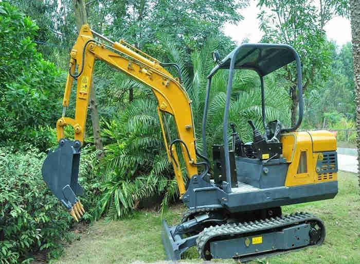 22小型挖掘機(jī)