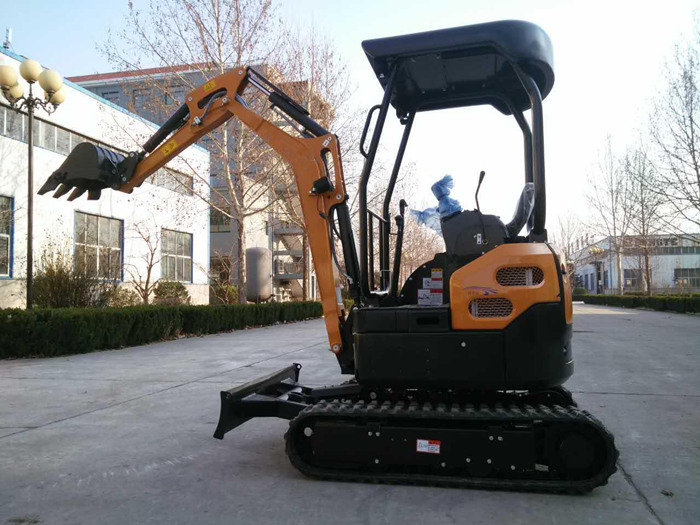 小挖掘機